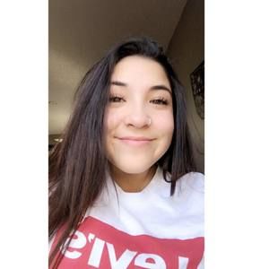 Meet your Posher, Camille